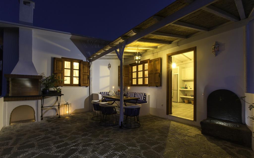 Lindos Seaside Villa ภายนอก รูปภาพ
